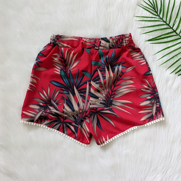 Pants - Red Tropical leaf print high waist shorts